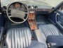 Mercedes-Benz SL W107 560SL