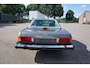 Mercedes-Benz SL W107 560SL