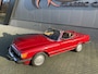 Mercedes-Benz SL W107 560SL