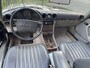Mercedes-Benz SL W107 560SL