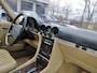 Mercedes-Benz SL W107 560SL