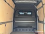 Mercedes-Benz Sprinter 317 L2H2 - zilvergrijs - Euro 6 - schuifdeur - mbux - stoelverwarming - tempomat - cruise - apple carplay - 3 persoons cabine