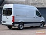 Mercedes-Benz Sprinter 317 L2H2 - zilvergrijs - Euro 6 - schuifdeur - mbux - stoelverwarming - tempomat - cruise - apple carplay - 3 persoons cabine