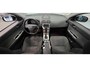 Volvo V50 2.0 D3 Momentum Automaat Trekhaak Rijdt en schakelt goed APK 29-04-2027
