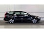 Volvo V50 2.0 D3 Momentum Automaat Trekhaak Rijdt en schakelt goed APK 29-04-2027