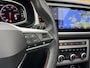 SEAT Ateca 1.0 TSI FR Business Intense Panoramadak | Leer/alcantara | LED verlichting | Adaptieve cruise control | Achteruitrijcamera | Trekhaak uitklapbaar | Stoelverwarming | Parkeersensoren voor en achter