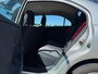 Mitsubishi Carisma 1.6 Comfort Drive | 1e Eigenaar | slechts 99.576 km | Airco | 15" Velgen | Nieuwe APK | Goed Onderhouden! |