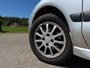 Mitsubishi Carisma 1.6 Comfort Drive | 1e Eigenaar | slechts 99.576 km | Airco | 15" Velgen | Nieuwe APK | Goed Onderhouden! |