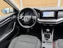 Skoda Octavia Combi 1.0 TSI Business Edition Getint glas | Parkeersensoren voor en achter | Elektrisch bedienbare achterklep | LED koplampen | Climate & cruise control | Navigatiesysteem