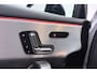 Mercedes-Benz A-klasse 180 Business Solution AMG (PANORAMADAK, SFEERVERLICHTING, ELEKT. STOELEN, MULTIBEAM KOPLAMPEN, CAMERA)