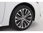 Toyota Corolla Touring Sports Hybrid 140 Dynamic | Trekhaak | Dodehoek detectie | Apple Carplay / Android Auto | Stoel-/stuurverwarming | Parkeersensoren voor/achter | Adaptive Cruise | Keyless | Clima | Camera | Full LED | 17 inch