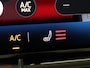 Volkswagen Golf Life Edition eHybrid | 'App-Connect' draadloze smartphone integratie | Achterbank in ongelijke delen neerklapbaar incl. middenarmsteun en doorlaadmogelijkheid | Afstandscontrolesysteem (Front Assist)