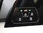 Volkswagen Golf Life Edition eHybrid | 'App-Connect' draadloze smartphone integratie | Achterbank in ongelijke delen neerklapbaar incl. middenarmsteun en doorlaadmogelijkheid | Afstandscontrolesysteem (Front Assist)