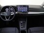 Volkswagen Golf Life Edition eHybrid | 'App-Connect' draadloze smartphone integratie | Achterbank in ongelijke delen neerklapbaar incl. middenarmsteun en doorlaadmogelijkheid | Afstandscontrolesysteem (Front Assist)