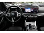BMW i4 M50 High Executive 84 kWh / 360Camera / Head-up / Leder / Harman Kardon / Carbon intr.+extr. / 19'' / CarPlay / Stoelverwarming / Dodehoek / DAB / Cruise Control Adaptief