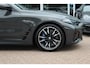 BMW i4 M50 High Executive 84 kWh / 360Camera / Head-up / Leder / Harman Kardon / Carbon intr.+extr. / 19'' / CarPlay / Stoelverwarming / Dodehoek / DAB / Cruise Control Adaptief