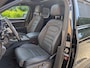 Volkswagen Touareg 3.0 TSI R-LINE, Plug-in Hybride, Soft close, Trekhaak, Panodak, BOMVOL!