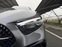 Mercedes-Benz A-klasse 180 Business Solution AMG | Night | Panoramaschuifdak | Sfeerverlichting | Achteruitrijcamera | MULTIBEAM LED | Stoelverwarming |