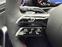 Mercedes-Benz A-klasse 180 Business Solution AMG | Night | Panoramaschuifdak | Sfeerverlichting | Achteruitrijcamera | MULTIBEAM LED | Stoelverwarming |