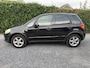 Suzuki SX4 1.5 Comfort | Autom. Airco | Elekt. Ramen | LMV | Privacy Glass | Stoelverwarming | Trekhaak | APK tot 15-01-2027!