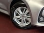 Toyota Yaris 1.5 HYBRID CARPLAY CAMERA STOEL/STUUR VERW LMV ADAP.CRUISE ✅ Top Auto's Wijchen , Al 30 Jaar verkoop van Toyota , Type's Launch / Executive / Dynamic / First Edition / Business / Zowel Phev / Hev / Benzine / met fabrieksgarantie ✅