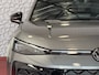 Volkswagen T-Roc 1.5 eTsi R-LINE 150PK EDITION TREKHAAK BLACK STYLE 19''LMV IQ LED/GRIL/LOGO STOEL/STUUR.VERW ELEK.KLEP 2026 ✅Top Auto's Wijchen , 30 Jaar Specialist in Volkswagen : Alle Type's : R-Line Edition / Style / First Edition / Highline / Life , Zowel PHEV / HEV / MHEV / Benzine ✅