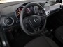 Volkswagen Up! 1.0 Move Up! 65 pk | Navigatie via App | Parkeersensoren achter | Achteruitrijcamera | Cruise control | Autom. airco | Stoelverwarming |