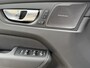 Volvo XC60 2.0 T6 Plug-in hybrid AWD Plus Black Edition | Luchtvering | Premium
