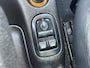 Peugeot 206 CC 2.0-16V recent gekeurd rijdend na de keuring heen en terug | start nu niet meer storing in zekeringkast !