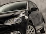 Volkswagen Polo 1.2 TSI Sportline (NAVIGATIE, GETINT GLAS, CRUISE, SPORTSTOELEN, LM VELGEN, TREKHAAK, NIEUWE APK, NIEUWSTAAT)
