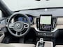 Volvo XC90 T8 Plug-in hybrid AWD Ultra Dark | Panorama | Luchtvering | B&W | Massage + Ventilatie | Alcantara hemel