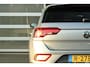 Volkswagen T-Roc 1.0 TSI 110pk Life 75 Edition | Allseason Banden | Apple CarPlay & Android Auto | Active Info Display