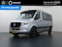Mercedes-Benz Sprinter 319 CDI | L2 H1 | 190 PK | EDITION | AUT. | DUBBELE CABINE | 6-ZITS | STYLINGPAKKET | DISTRONIC PLUS | 3500 KG TREKHAAK | STOELVERWARMING | NAVIGATIE | CAMERA | AIRCO | LED LAMPEN | CARPLAY EN ANDROID AUTO | LEDEREN BEKLEDING
