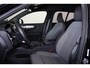 Volvo XC40 B3 Core - Parkeercamera achter - Verwarmde voorstoelen & stuur - Parkeersensoren voor & achter - Cruise control - Apple Carplay - Extra getint glas - Inklapbare trekhaak - 18' LMV