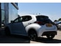 Toyota Yaris 1.5 Hybrid 115 Dynamic Automaat 116pk | Buitenspiegels elektrisch inklapbaar | Parkeersensoren voor & achter | Dodehoek detector |