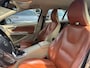 Volvo V60 1.6 T3 Summum / Trekhaak / Leder / Navigatie / Parkeerhulp V+A / 18'' / Stoelverwarming / ACC