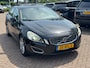 Volvo V60 1.6 T3 Summum / Trekhaak / Leder / Navigatie / Parkeerhulp V+A / 18'' / Stoelverwarming / ACC