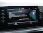 Skoda Scala 1.5 TSI Sport Business | Adaptieve cruise control | Panoramisch glazen dak | Parkeersensoren | Apple carplay/Android auto | Climate control |