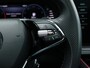 Skoda Scala 1.5 TSI Sport Business | Adaptieve cruise control | Panoramisch glazen dak | Parkeersensoren | Apple carplay/Android auto | Climate control |