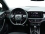 Skoda Scala 1.5 TSI Sport Business | Adaptieve cruise control | Panoramisch glazen dak | Parkeersensoren | Apple carplay/Android auto | Climate control |
