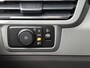 Volkswagen e-Transporter L2H1 Life 64 kWh 136PK | TIJDELIJK €2.000,- EXTRA PREMIE | Automaat | Achteruitrijcamera | Parkeernsensoren Voor + Achter | Cruise Control | Lane Assist | Multifunctioneel Stuurwiel | Airco | Apple/Android Carplay | Stoelverwarming | Voorruit Verwarming | Elektrisch Verstelbare Spiegels |