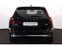 Volvo XC60 T6 Recharge AWD Plus Bright - Panorama/schuifdak - IntelliSafe Assist & Surround - 360º Camera - Harman/Kardon audio - Adaptieve LED koplampen - Verwarmde voorstoelen, stuur & achterbank - Parkeersensoren voor & achter - Elektr. bedienb. voorstoelen met geheugen - Head up display - Draadloze tel. lader - Extra getint glas - 19' LMV