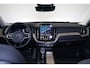 Volvo XC60 T6 Recharge AWD Plus Bright - Panorama/schuifdak - IntelliSafe Assist & Surround - 360º Camera - Harman/Kardon audio - Adaptieve LED koplampen - Verwarmde voorstoelen, stuur & achterbank - Parkeersensoren voor & achter - Elektr. bedienb. voorstoelen met geheugen - Head up display - Draadloze tel. lader - Extra getint glas - 19' LMV