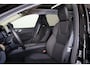 Volvo XC60 T6 Recharge AWD Plus Bright - Panorama/schuifdak - IntelliSafe Assist & Surround - 360º Camera - Harman/Kardon audio - Adaptieve LED koplampen - Verwarmde voorstoelen, stuur & achterbank - Parkeersensoren voor & achter - Elektr. bedienb. voorstoelen met geheugen - Head up display - Draadloze tel. lader - Extra getint glas - 19' LMV