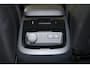 Volvo V90 T6 Recharge AWD Plus Bright - Panorama/schuifdak - IntelliSafe Assist & Surround - 360º Camera - Harman/Kardon audio - Verwarmde voorstoelen, stuur & achterbank - Parkeersensoren voor & achter - Elektr. bedienb. voorstoelen met geheugen - Head up display - Extra getint glas - 19' LMV