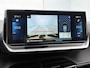 Peugeot e-208 EV 136pk Allure Pack 50 kWh Automaat | 1ste Eigenaar | Navigatie | Climate Control | Cruise Control | Stoelverwarming | Camera | 16"LMV |