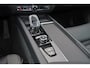 Volvo XC60 T8 Recharge AWD Plus Black Edition - Panorama/schuifdak - IntelliSafe Assist & Surround - 360º Camera - Harman/Kardon audio - Adaptieve LED koplampen - Verwarmde voorstoelen, stuur & achterbank - Parkeersensoren voor & achter - Elektr. bedienb. voorstoelen met geheugen - Head up display - Draadloze tel. lader - Extra getint glas - Inklapbare trekhaak - 21' LMV