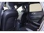 Volvo XC60 T8 Recharge AWD Plus Black Edition - Panorama/schuifdak - IntelliSafe Assist & Surround - 360º Camera - Harman/Kardon audio - Adaptieve LED koplampen - Verwarmde voorstoelen, stuur & achterbank - Parkeersensoren voor & achter - Elektr. bedienb. voorstoelen met geheugen - Head up display - Draadloze tel. lader - Extra getint glas - Inklapbare trekhaak - 21' LMV