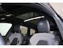 Volvo XC60 T8 Recharge AWD Plus Black Edition - Panorama/schuifdak - IntelliSafe Assist & Surround - 360º Camera - Harman/Kardon audio - Adaptieve LED koplampen - Verwarmde voorstoelen, stuur & achterbank - Parkeersensoren voor & achter - Elektr. bedienb. voorstoelen met geheugen - Head up display - Draadloze tel. lader - Extra getint glas - Inklapbare trekhaak - 21' LMV