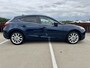 Mazda 3 2.0 SkyActiv-G 120 GT-M Sport | Automaat | Half Leer | Deep Crystal Bleu | Face-Lift | Dealer Onderhouden | Trekhaak optie | % Bovag Occasion Partner %